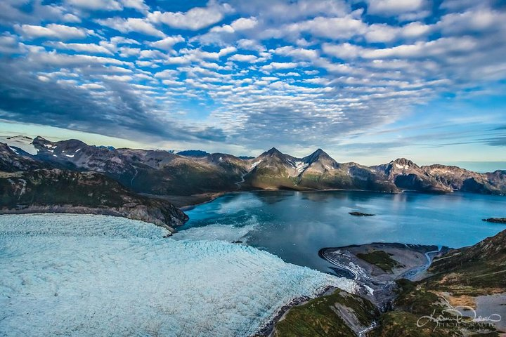Explore beautiful Kenai Fjords National Park up close and personal from your scenic helicopter flight